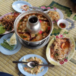 ร้านอาหารแป้งร่ำ อ่างซับเหล็กลพบุรี Comida