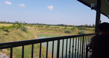 ร้านครัวพันธุ์ไม้ อาหารตามสั่ง ห้องพัก Exterior