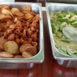 ร้านครัวพันธุ์ไม้ อาหารตามสั่ง ห้องพัก Comida