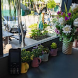 Café Amazon Exterior