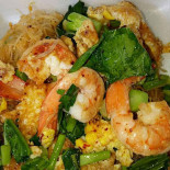 ร้านสารวัตรสถาพร รุ่งโรจน์ ปุ้ย ก๋วยเตี๋ยวหมูตุ๋น ไก่ตุ๋น อาหารตามสั่ง Comida