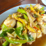 Thon Salawin Khun Yuam Comida