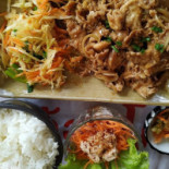 Krua Hom Muen Li Sai Yok Comida