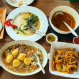 Krua Hom Muen Li Sai Yok Comida