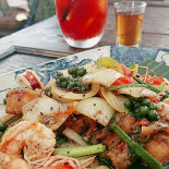 ร้านอาหารร่มไม้ พัทลุง Rom Mai Comida