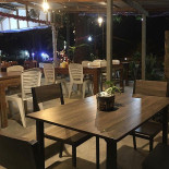 Wangborn Pizza Dentro