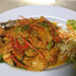 ครัวต้นน้ำเคียงดิน Comida