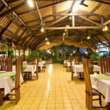Homephutoey River Kwai Hotspring Resort โฮมพุเตย รีสอร์ท ออนเซ็น น้ำเเร่ กาญจนบุรี Dentro