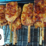 ร้านน้องชวนแซ่บ Comida