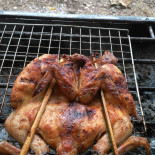 ไก่ย่างเชฟสมชาย Grilled Chicken By Chef Somchai Comida