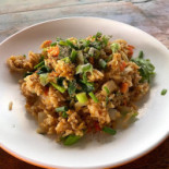 ร้าน 4 ป อาหารตามสั่ง Comida