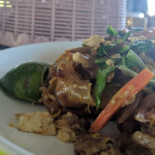 ร้าน 4 ป อาหารตามสั่ง Comida