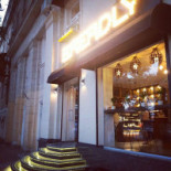Breadly Bakery Exterior
