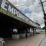 Ai’pong Cafe Exterior