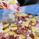 Urban Bricks Kitchen Comida