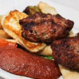 Manolya Comida