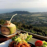 Giant Summit Samui Comida