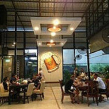 ฮ๊อกฟาเธอร์ ฟู๊ดทรัค Dentro