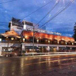 จินเจอร์เบรดเฮ้าส์ คาเฟ่ แอนด์ แกลลอรี่ Exterior