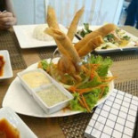 บ ใบไม้ คอฟฟี่ ฟู้ด Comida