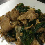 ราดหน้าอาหลิว Comida