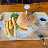 Tài Má Lǐ Wén Chuàng Kā Fēi Guǎn Comida
