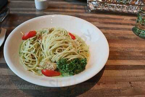 Sol Bistro Liào Lǐ Xiǎo Jiǔ Guǎn food