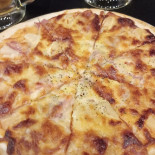 Rì Yuè Tán Shuǐ Shàng Míng Yuè Hú Pàn Tíng Yuán Kā Fēi Guǎn Comida