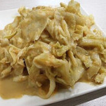 Bā Bù Yì Shì Kā Fēi Guǎn Comida
