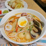 Ruì Jì Hǎi Nán Jī Fàn food