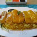 Ruì Jì Hǎi Nán Jī Fàn food