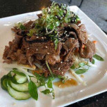 Dōng Yǔ Shòu Sī Comida