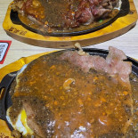 Sūn Dōng Bǎo Jiā Yì Zhōng Shān Diàn Comida