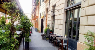 Wǔ Shì Jiǔ Rì Shì Jū Jiǔ Wū