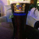 Cornerstone Cafe Dentro