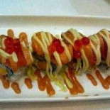 Hé Lǜ Huí Zhuǎn Shòu Sī Wàn Xiàng Chéng Diàn Comida