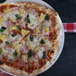 Pizzeria Spaghetteria Toscana food