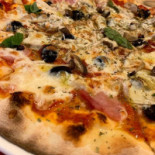 Pizzeria Spaghetteria Toscana food