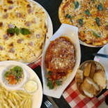 Pizzeria Spaghetteria Toscana food