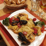 Pizzeria Spaghetteria Toscana food