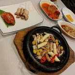 회뜨는마을 Comida