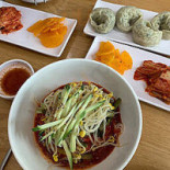 김춘국수 Comida