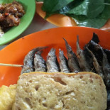 Rumah Makan Ibu Bunut Comida