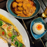 Same Same But Different Comida