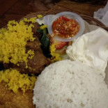 Bebek Pak N'dut Comida