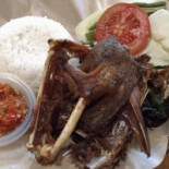 Bebek Pak N'dut Comida