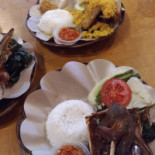 Bebek Pak N'dut Comida