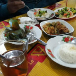 Sragen Tenda Laut Comida