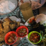 Ayam Bebek Kremes Mas Faiz 234 Comida