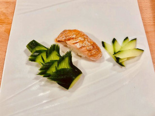 デニーズ Chí Tián